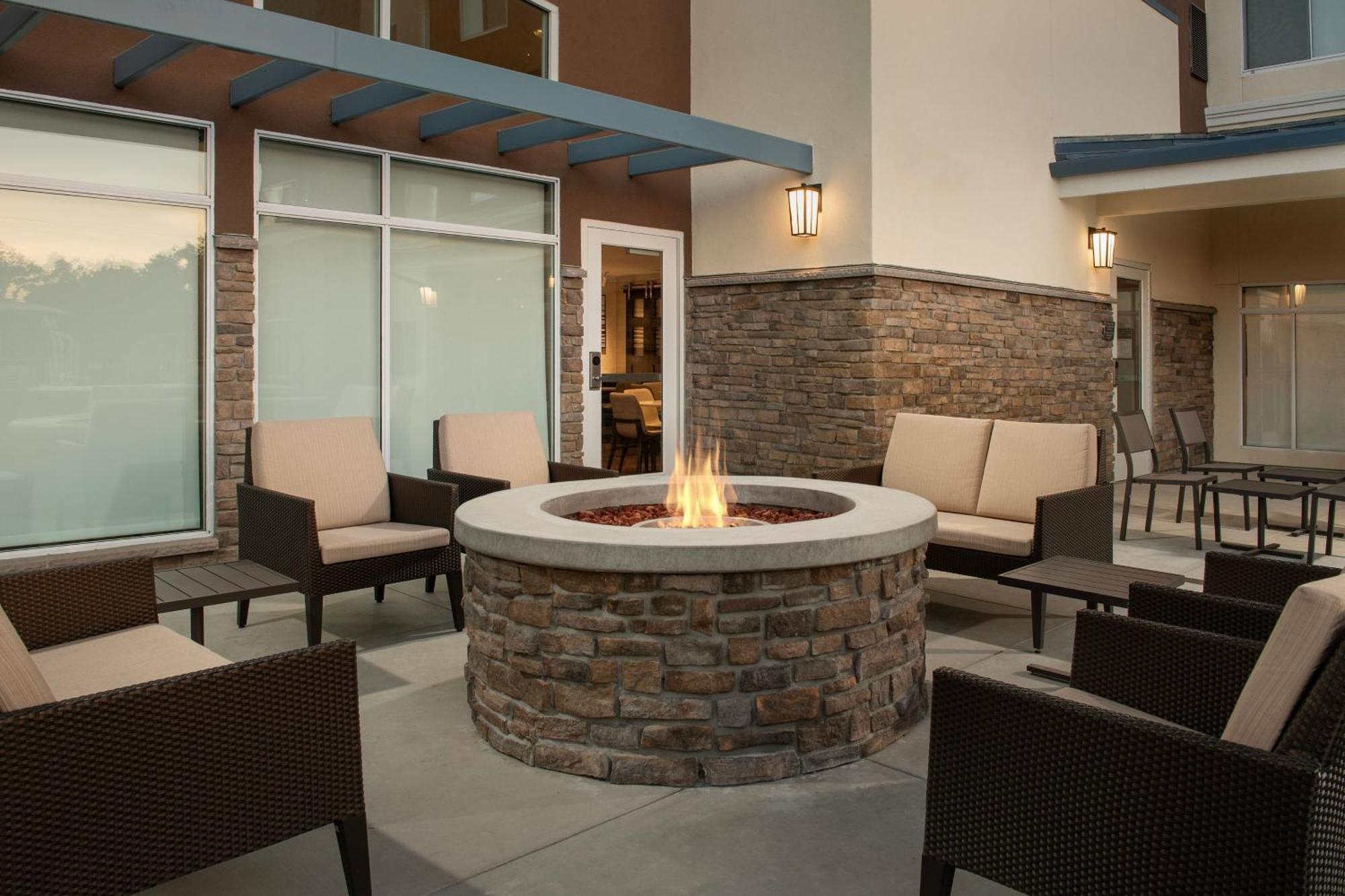 Residence Inn By Marriott Fresno Clovis Luaran gambar